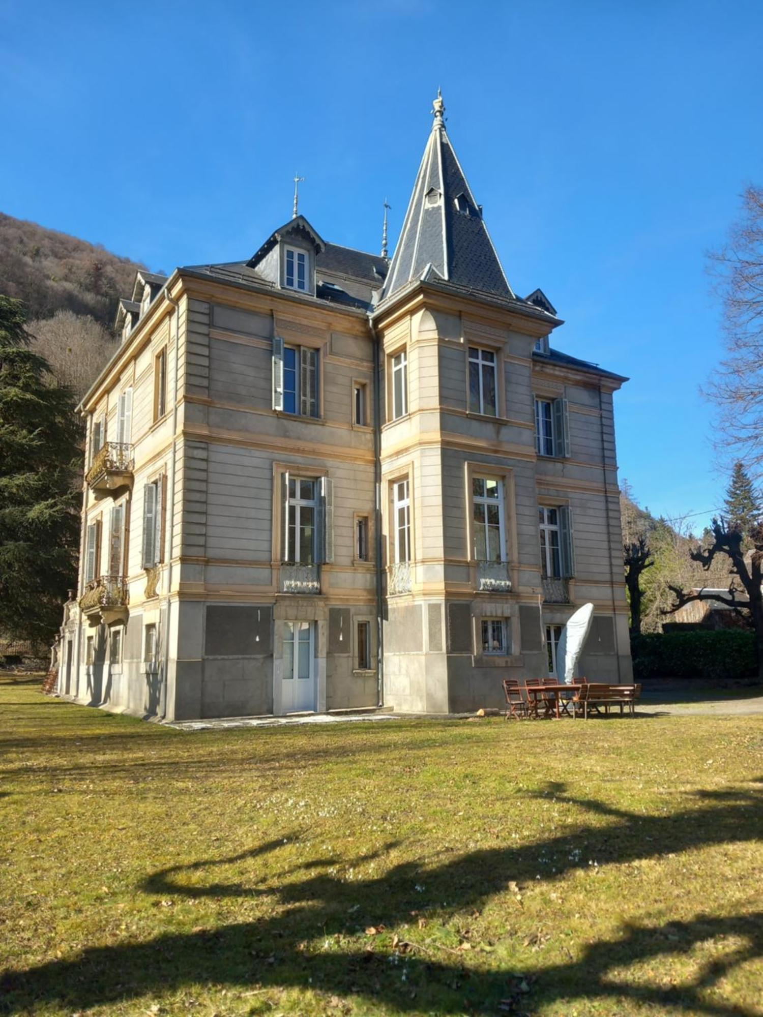 Villa Du Lys Bagneres-de-Luchon Exterior foto
