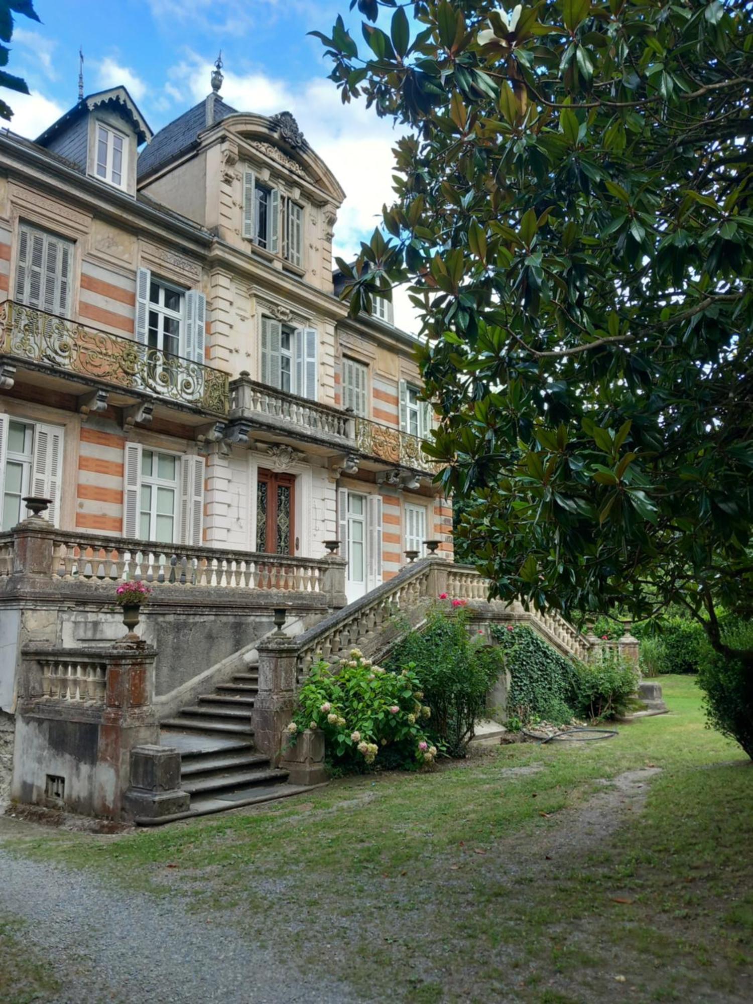 Villa Du Lys Bagneres-de-Luchon Exterior foto